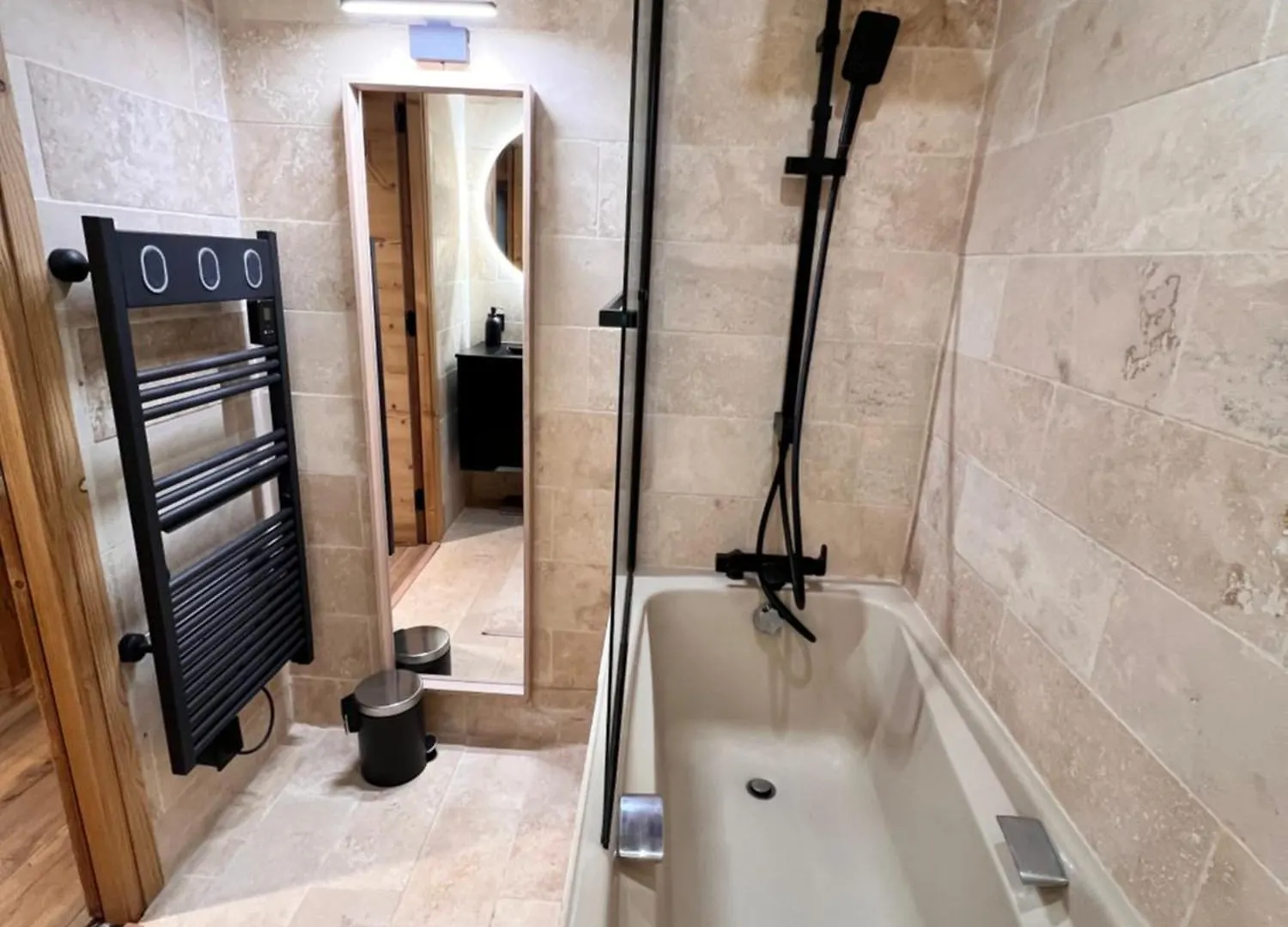 Val Thorens, Serac 7 - Tout Neuf, Pied Des Pistes, Plein Sud, Vue Magnifique - Familial Apartment