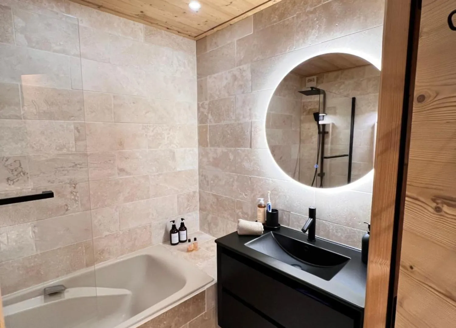 Apartment Val Thorens, Serac 7 - Tout Neuf, Pied Des Pistes, Plein Sud, Vue Magnifique - Familial France