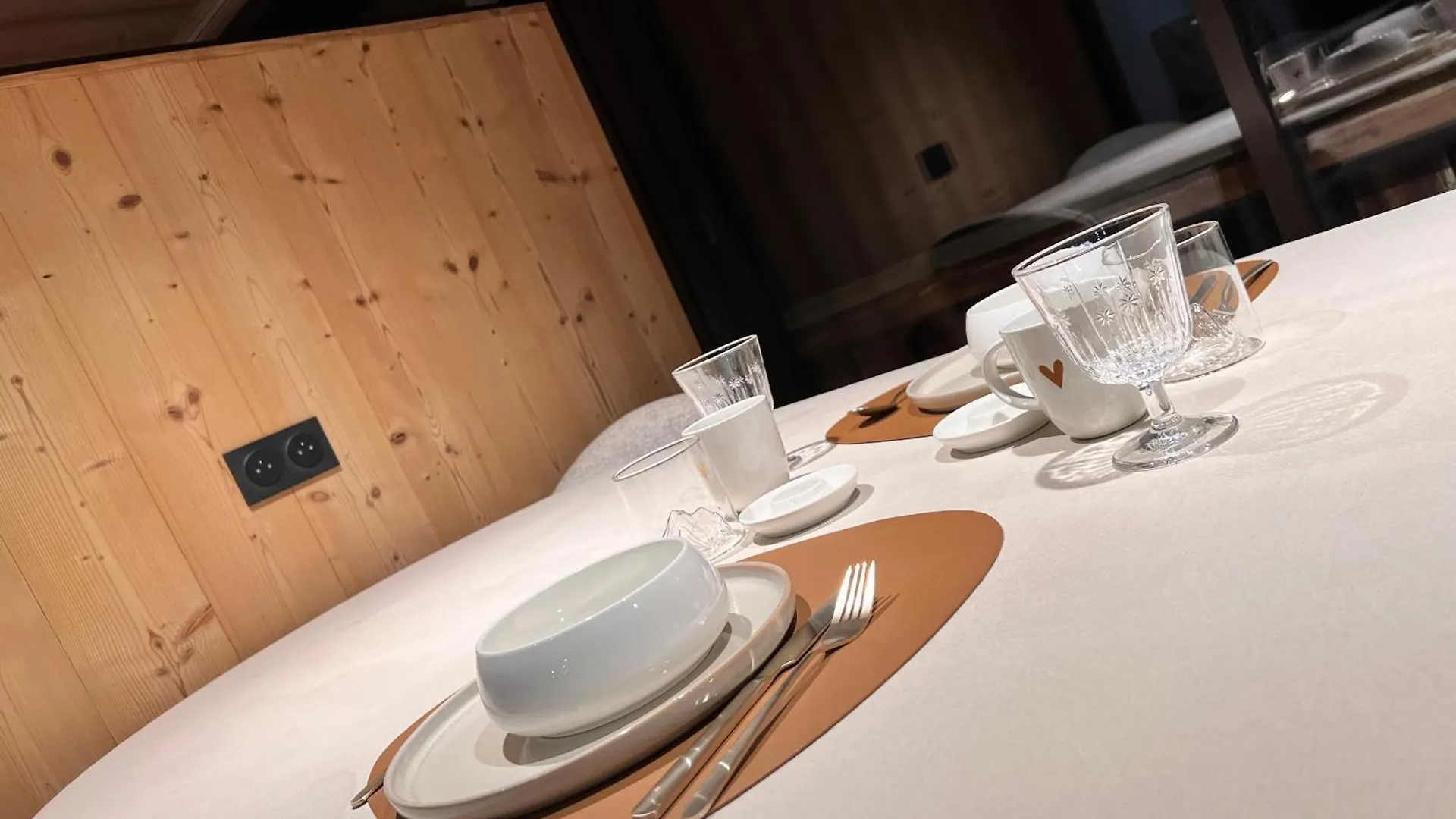 Val Thorens, Serac 7 - Tout Neuf, Pied Des Pistes, Plein Sud, Vue Magnifique - Familial Val Thorens